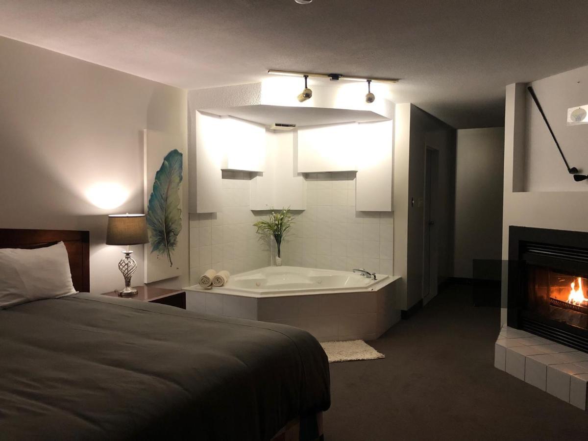 Auberge Matha Saint Jean De Matha Екстериор снимка