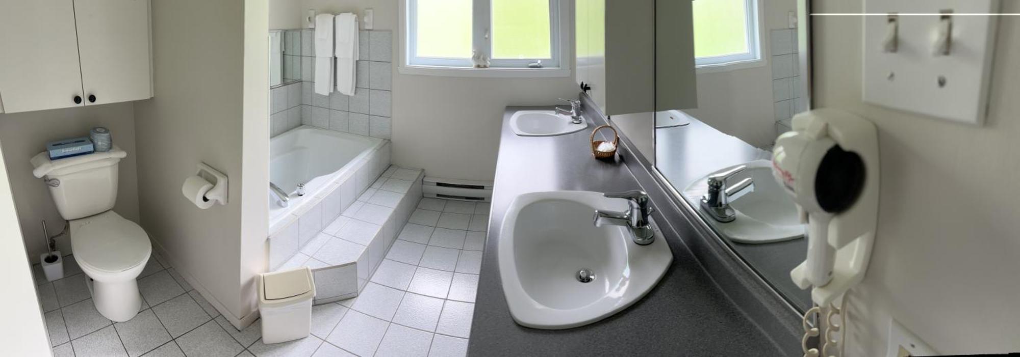 Auberge Matha Saint Jean De Matha Екстериор снимка